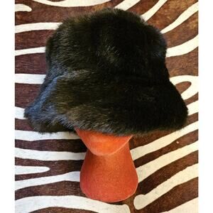 Vintage La Maison De La Fausse Fourrure Faux Fur Ladies Hat Made In France